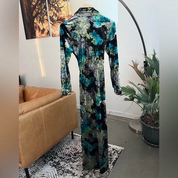 Diamond Tea Velvet Robe - Picture 5 of 5